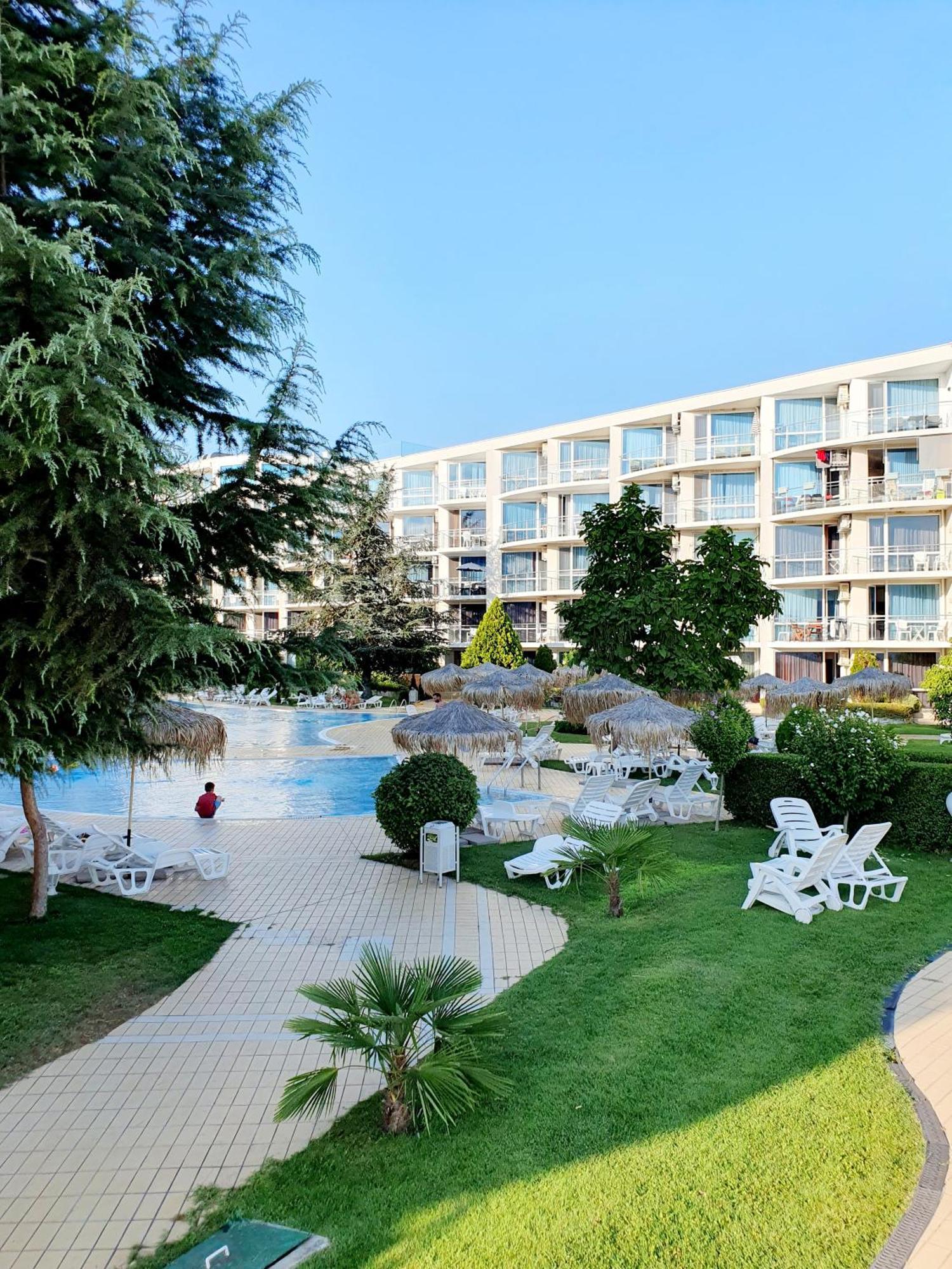 סרפובו Elena'S Lux Aparthotel - Town & Sea View - Atlantis Spa מראה חיצוני תמונה