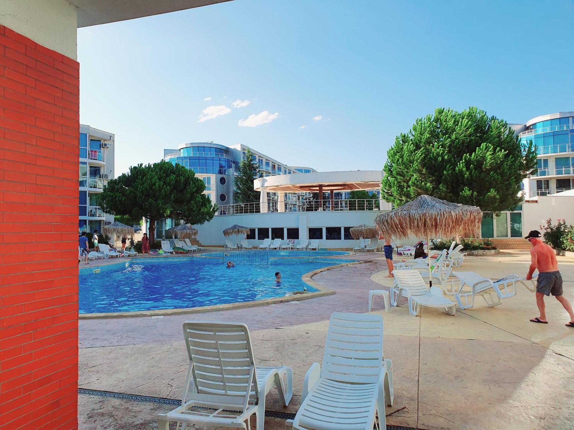 סרפובו Elena'S Lux Aparthotel - Town & Sea View - Atlantis Spa מראה חיצוני תמונה