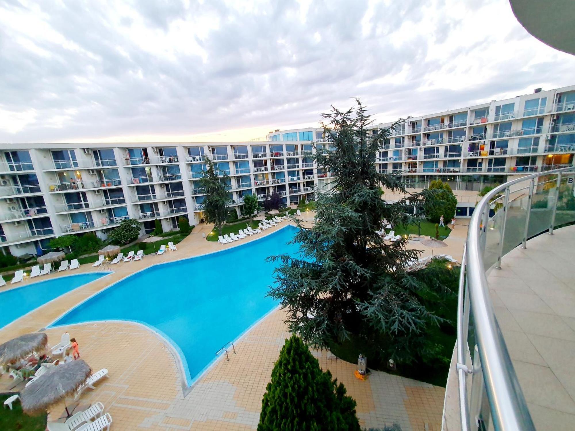 סרפובו Elena'S Lux Aparthotel - Town & Sea View - Atlantis Spa מראה חיצוני תמונה