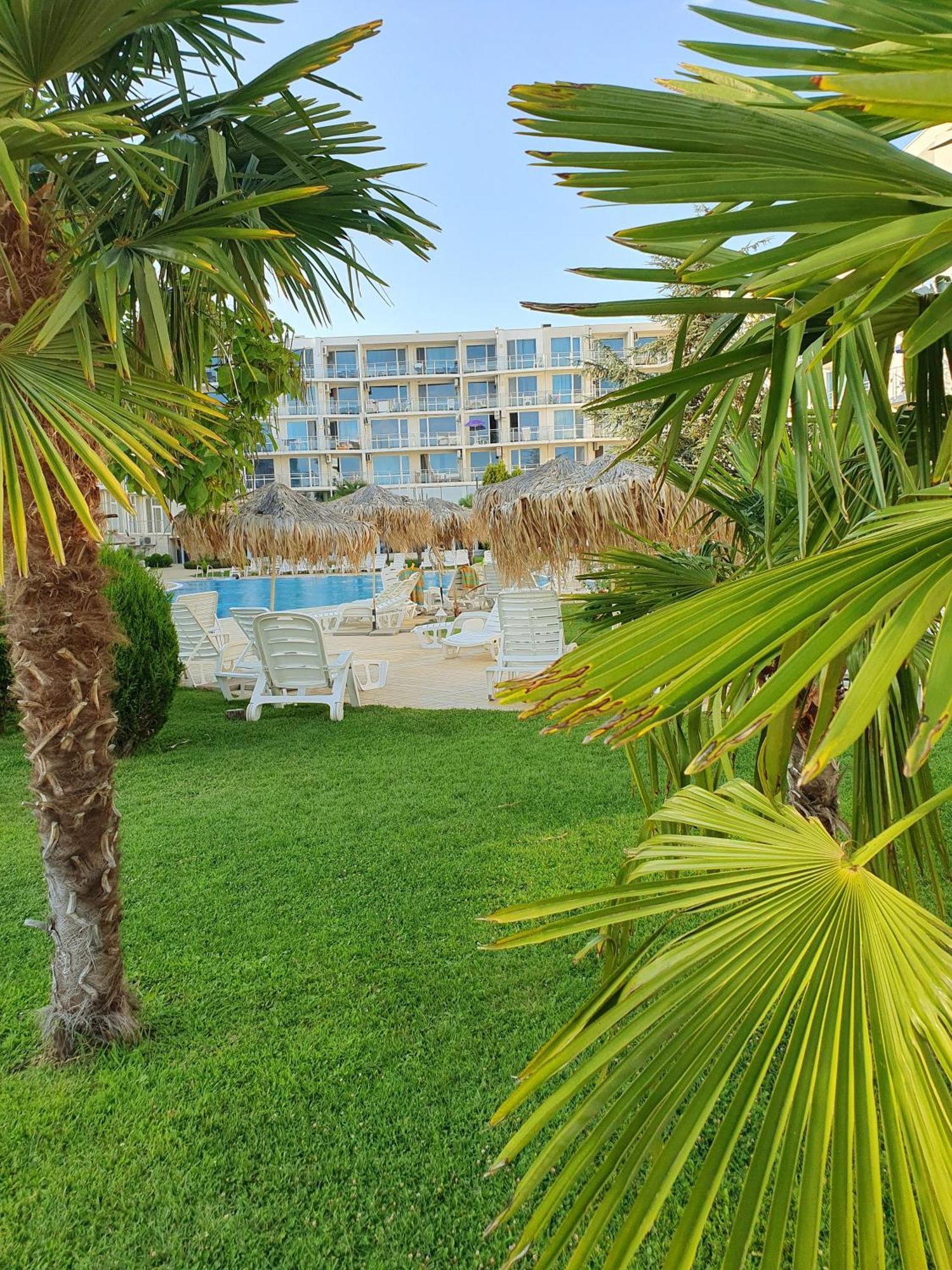 סרפובו Elena'S Lux Aparthotel - Town & Sea View - Atlantis Spa מראה חיצוני תמונה